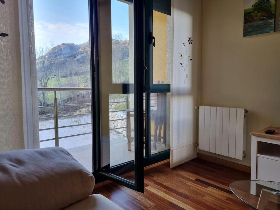 24A01 Apartamento Cabrales Daire Arenas De Cabrales Dış mekan fotoğraf